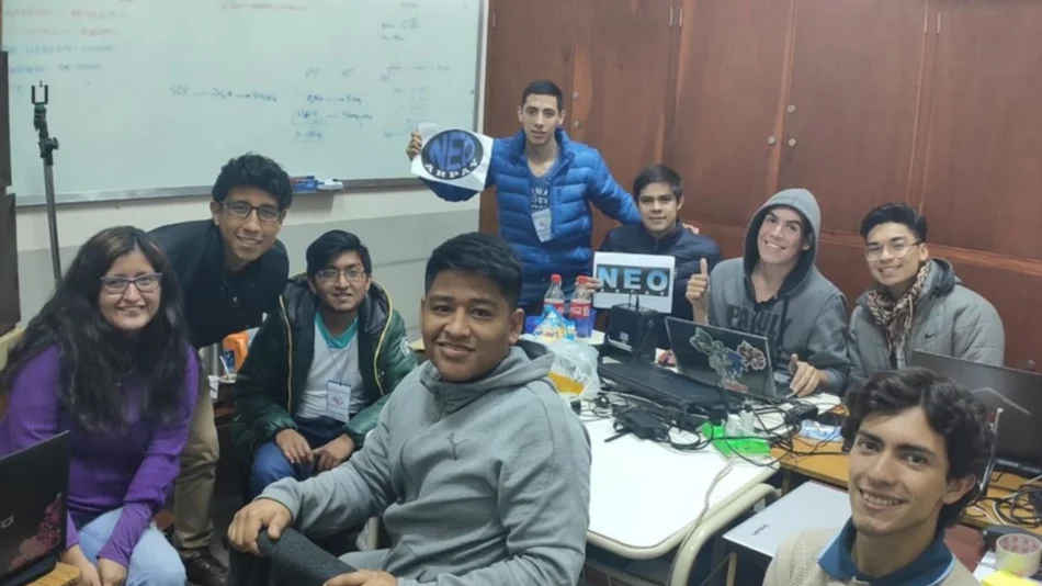 Generan energía del sonido del tránsito para paradas de buses
