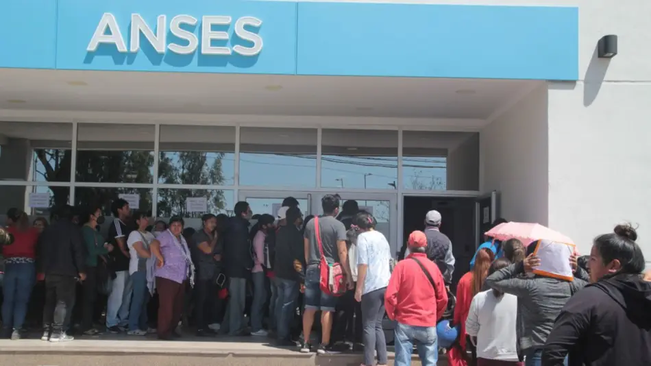 Repudian el avasallamiento contra los fondos de Anses