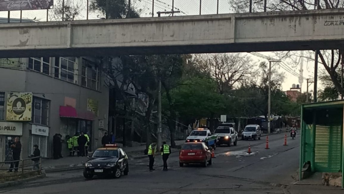 Choque entre un vehículo particular y un taxi compartido