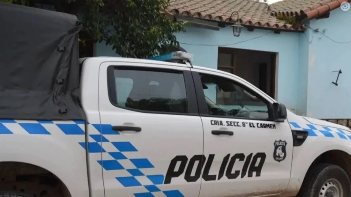 Dos jóvenes fallecieron luego de impactar contra un poste