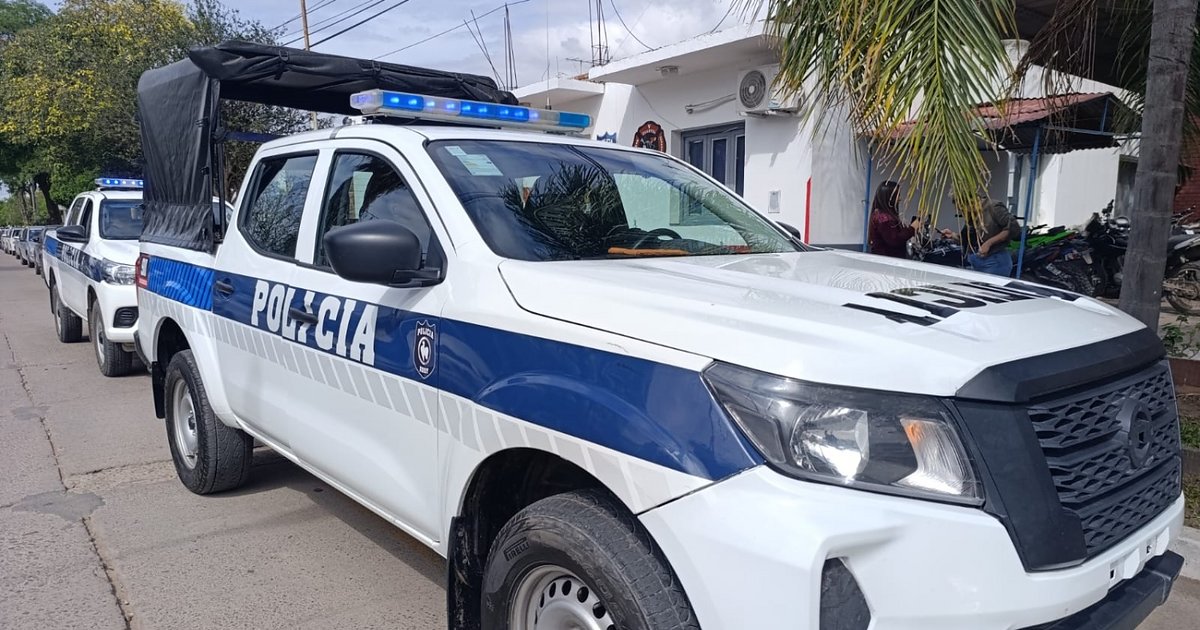 Entregaron nuevos móviles para la Unidad Regional 2
