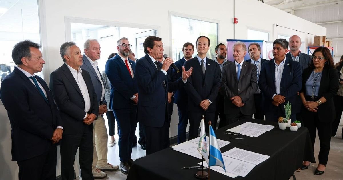 Sadir inauguró un laboratorio para formar profesionales