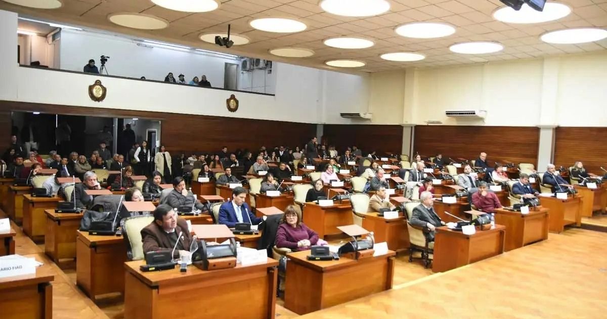 Proponen una ley para prevenir y sancionar la violencia digital