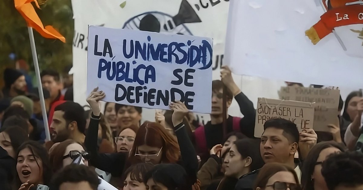 Marcha Universitaria al Congreso con apoyo de distintos sectores