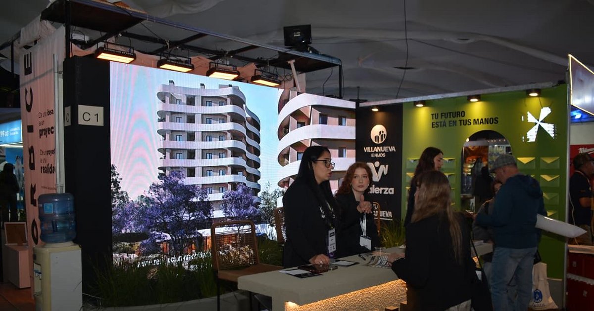 Villanueva presentó Revolución Inmobiliaria