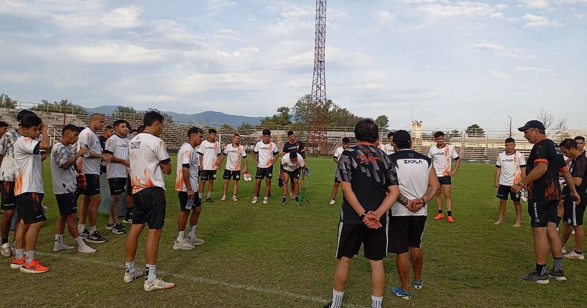 Martos mete mano en el "11" de Zapla