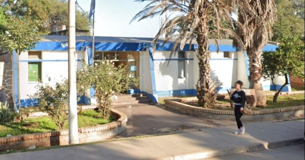Un joven fue apuñalado en el tórax durante un violento robo