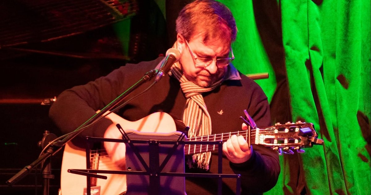 Pucho González y Emanuel Ayala en concierto