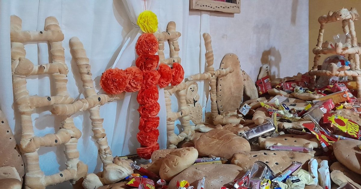 Feria de lo santos y de los muertos en Huacalera