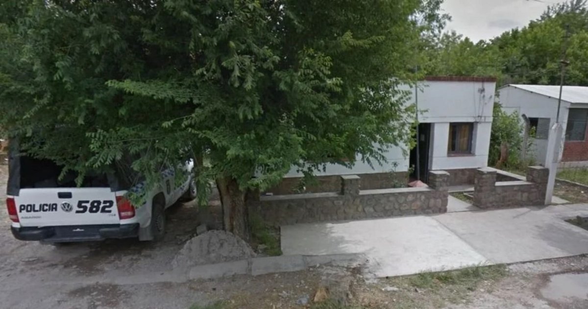 Atacaron a golpes a una adolescente y huyeron