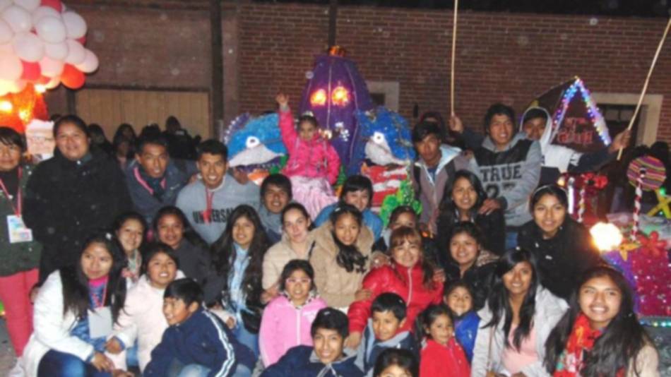 Mini carrozas fueron premiadas en Volcán
