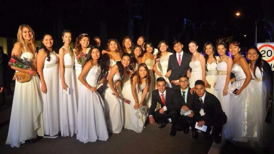 Mirá el horario de la pasarela de cada colegio en la cena Blanca