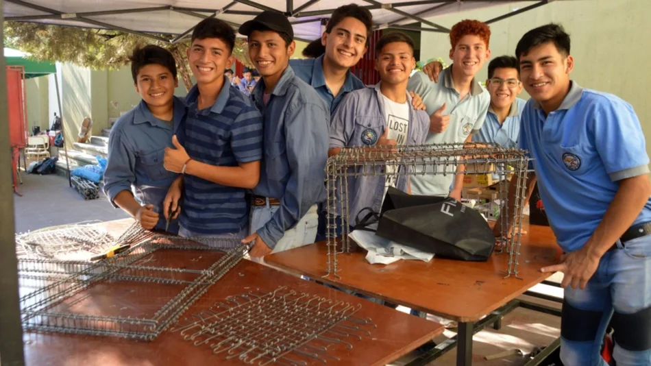 Importante muestra de la Escuela Técnica Nº 1