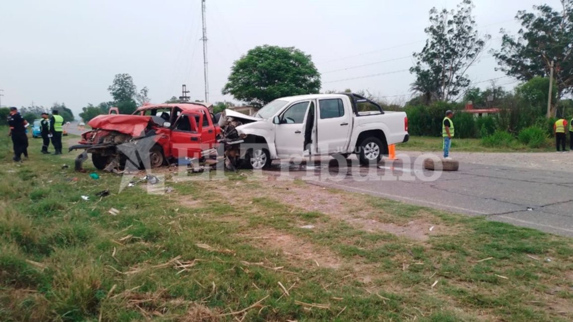 Tragedia en Rodeito: murieron una mujer embarazada y un niño en un choque frontal