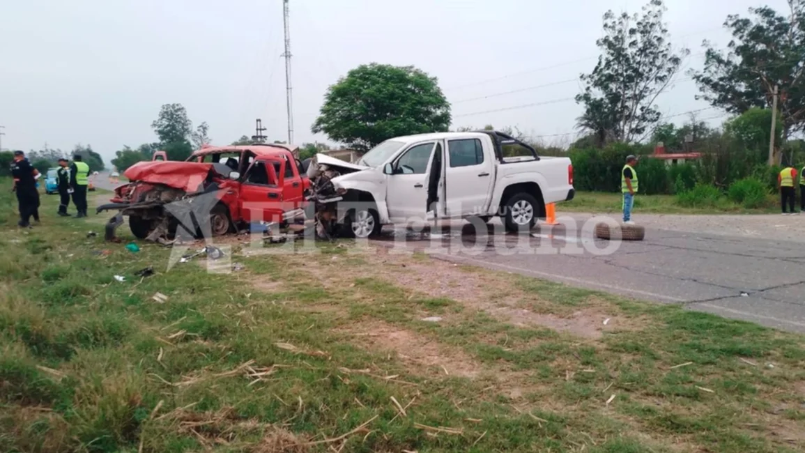 Tragedia en Rodeito: murieron una mujer embarazada y un niño en un choque frontal