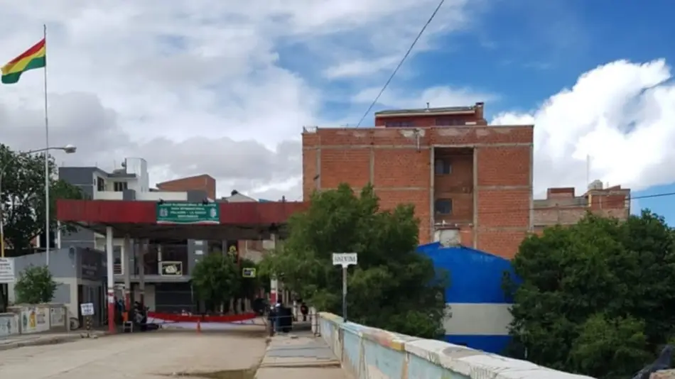 Puente internacional La Quiaca-Villazón, bloqueado