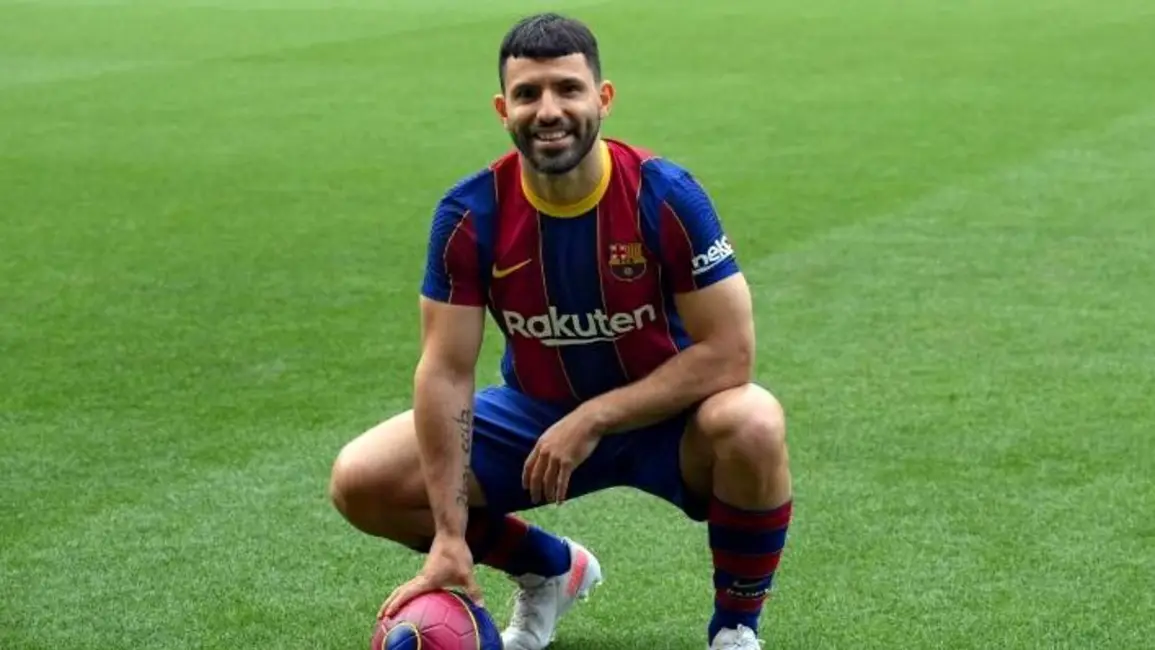 En España aseguran que el Kun Agüero anunciará su retiro el miércoles