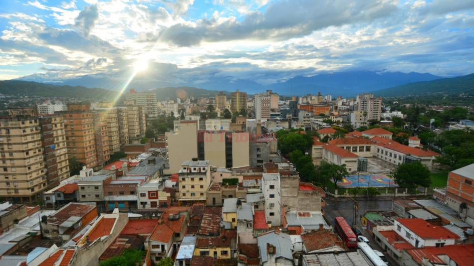 Jueves con 35° y un calor agobiante en Jujuy 
