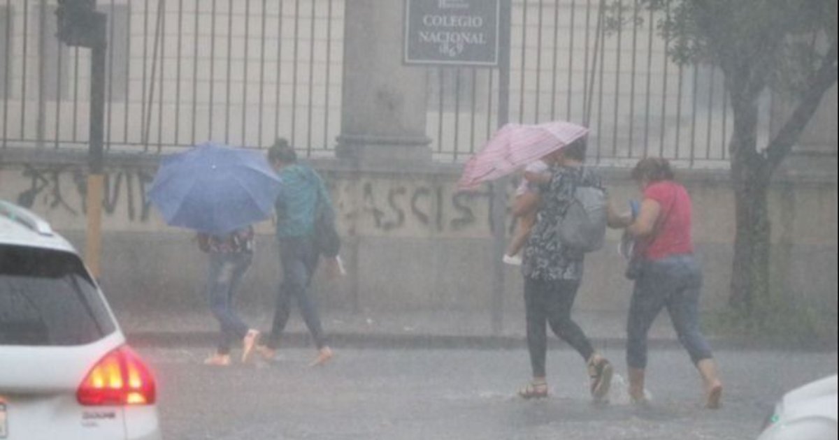 Rige alerta naranja y amarilla por tormentas en gran parte de Jujuy
