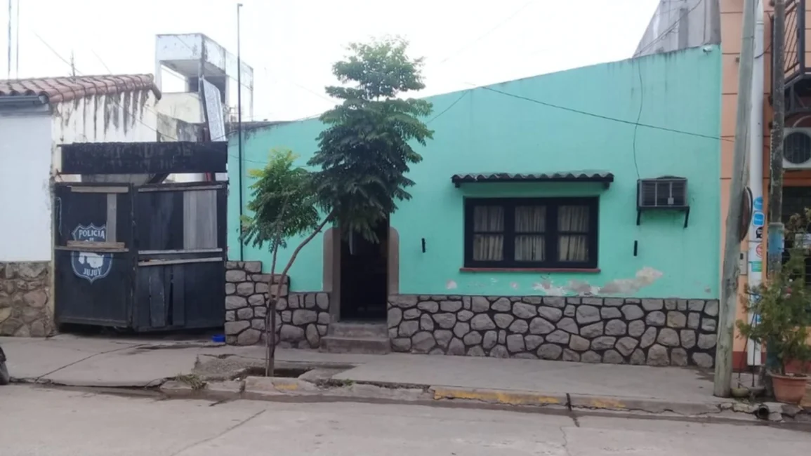 Caminaban con armas de fuego y fueron demorados