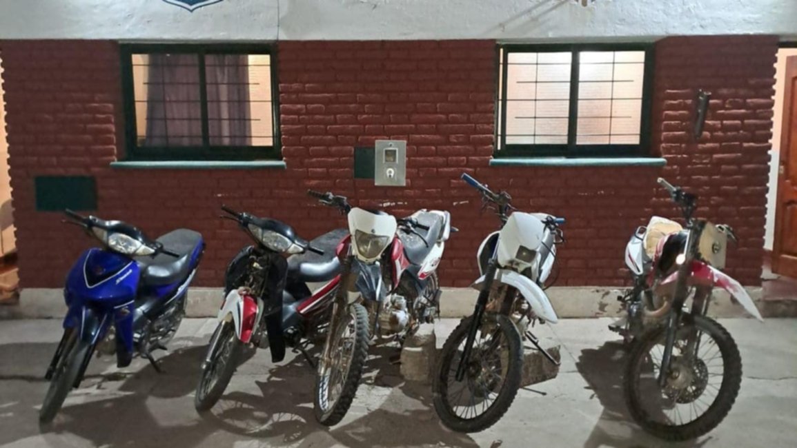 Recuperan motos robadas y detienen a un hombre