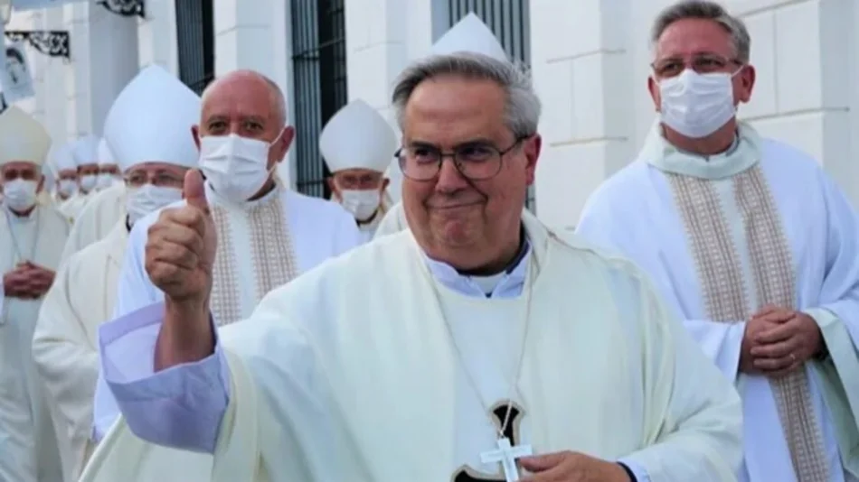 El arzobispo de Córdoba advirtió que la nueva política de medicamentos del PAMI es una "eutanasia encubierta"